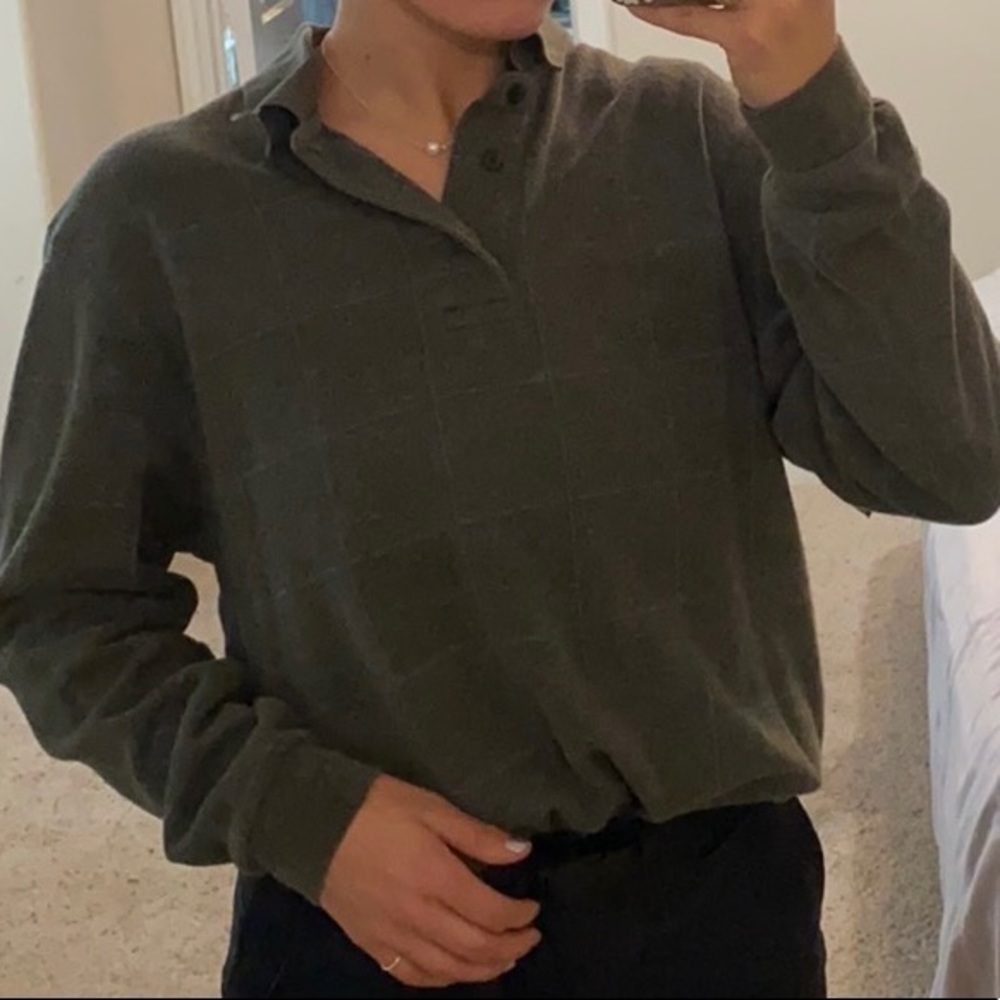 Green long sleeve polo shirt by Lands’ End! Size M